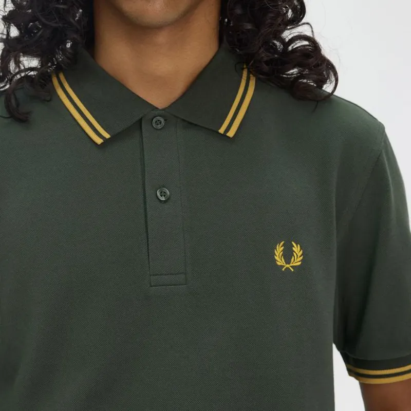 Fred Perry Twin Tipped Polo Shirt M3600 - Court Green/Honeycomb/Honeycomb-2