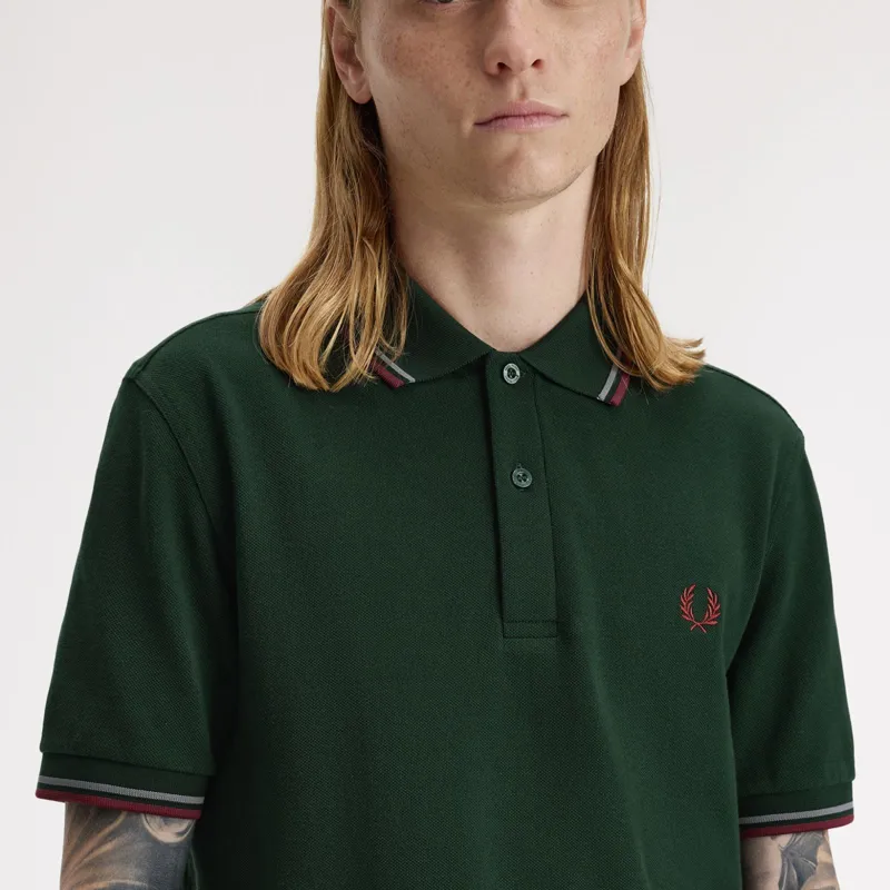 Fred Perry Twin Tipped Polo Shirt M3600 - Grassroots/Stockport Blue/Oxblood-3
