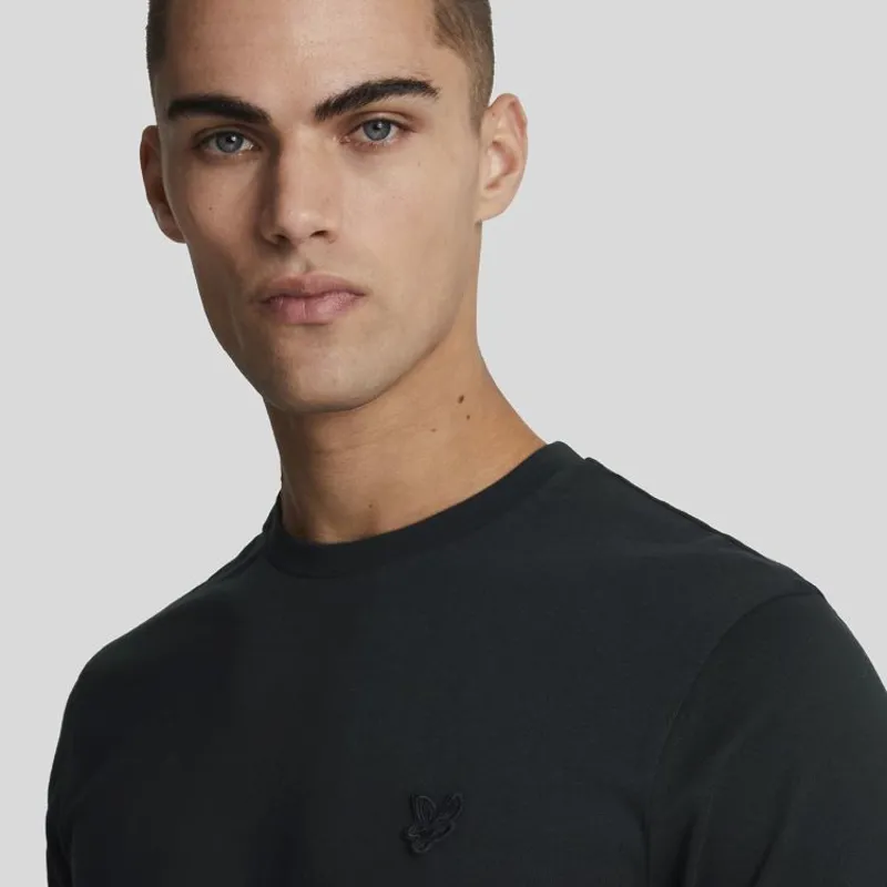 Lyle and Scott Tonal Eagle T-Shirt - Jet Black-2