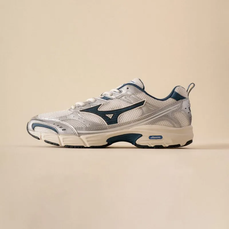 Mizuno wave resolute 2 w outlet