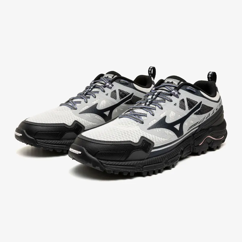 Mizuno Wave Daichi LS - Snow White/Carbon/Black-1