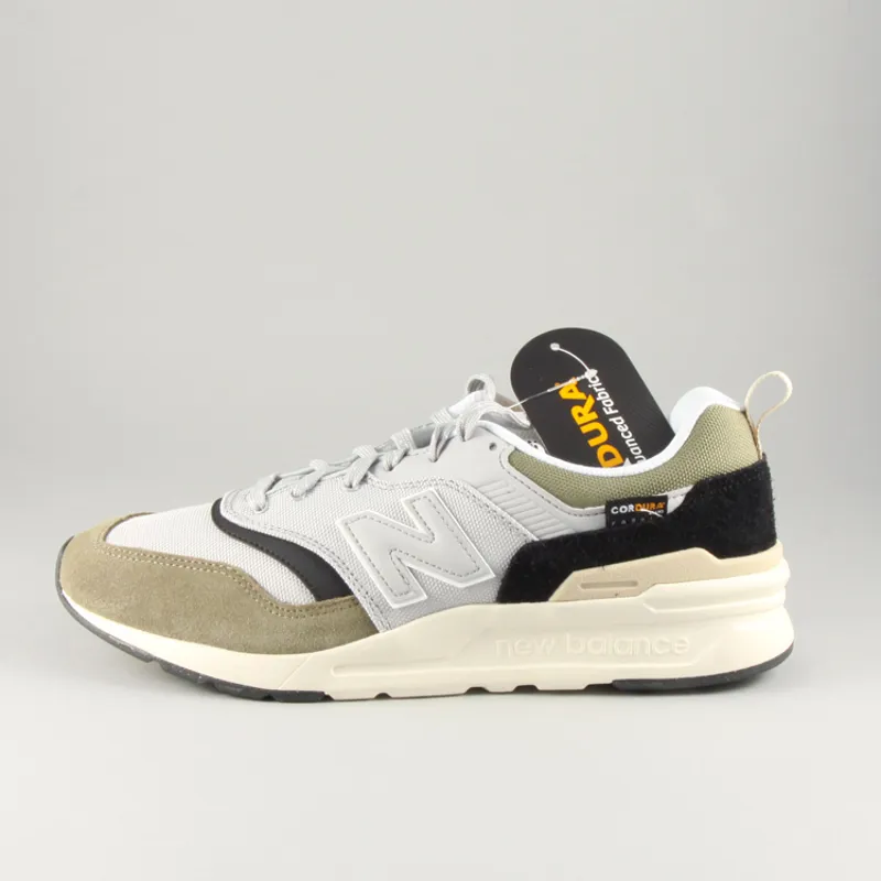 New Balance CM997HWH - Covert Green