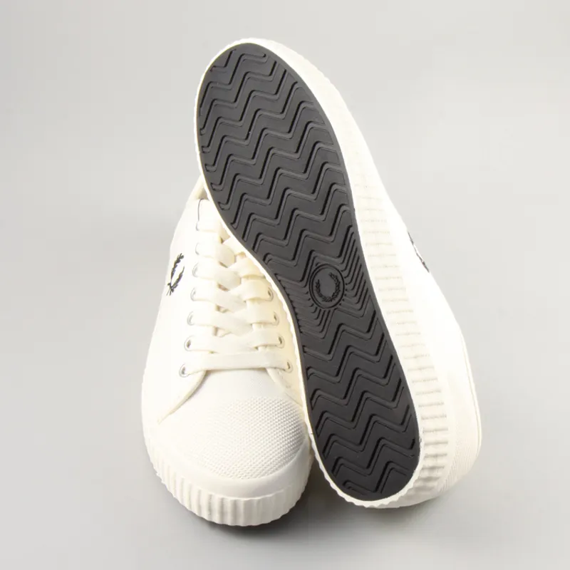 Fred Perry Hughes Low Canvas - Light Ecru-4